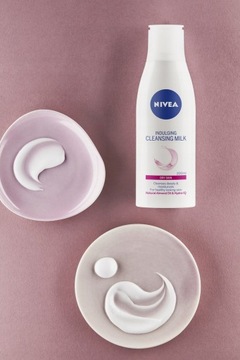 NIVEA очищающее молочко для сухой кожи 200мл.