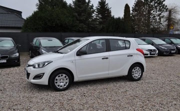 Hyundai i20 I Hatchback 5d Facelifting 1.2 DOHC 85KM 2014 Hyundai i20 LIFT Benzyna 1.2 Klimatyzacja 1.2 Benzyna 85KM, zdjęcie 9