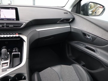 Peugeot 5008 II Crossover 1.2 PureTech 130KM 2018 Peugeot 5008 PureTech 130, Salon Polska, zdjęcie 7