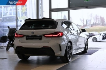 BMW Seria 1 F70 2024 BMW Seria 1 118iService InclusiveAdaptacyjne Reflektory LEDFotel Sportowy, zdjęcie 19