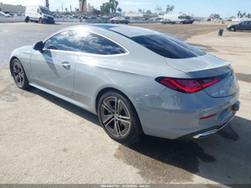 Mercedes CLE 2024 Mercedes-Benz CLE 300 4Matic 2024 2.0 Benzyna 255KM, zdjęcie 3