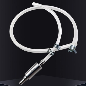 Прокачка линии прокачки гидравлических тормозов автомобиля.