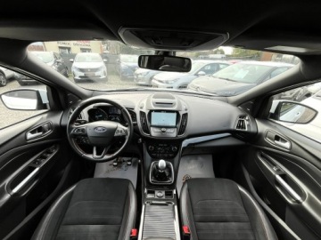 Ford Kuga II SUV Facelifting 1.5 EcoBoost 150KM 2018 Ford Kuga ST-Line/ Panorama Dach /Navi /Kamera, zdjęcie 8
