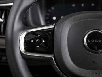 Volvo XC90 II 2026 VOLVO XC90 B5 AWD Ultra Dark 7os Suv 2.0(244KM) 2026, zdjęcie 8