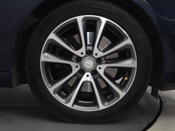 Mercedes Klasa E W213 Kombi 2.0 250 211KM 2017 Mercedes E E 250, Salon Polska, Automat, Skóra, zdjęcie 14