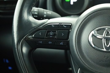 Toyota Yaris IV Hatchback 1.5 Hybrid Dynamic Force 116KM 2021 Toyota Yaris 1.5 VVT-i Hybrid, Salon Polska, zdjęcie 11