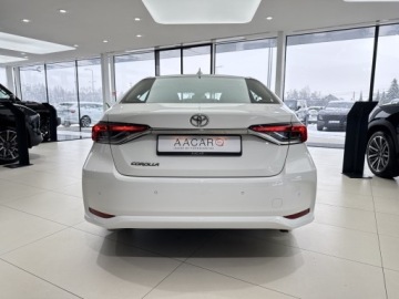 Toyota Corolla XII Sedan 1.5 VVT-i 125KM 2022 Toyota Corolla Comfort / Kamera cofania / CarPlay/, zdjęcie 2