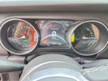 Jeep Wrangler IV 2022 Jeep Wrangler Unlimited Sahara 4xe 2022 2.0 Hybryda 375KM, zdjęcie 9
