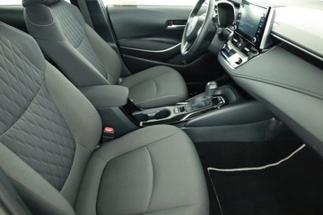 Toyota Corolla XII Sedan 1.8 Hybrid 122KM 2022 Toyota Corolla 1.8 Hybrid, Salon Polska, zdjęcie 5