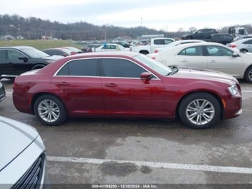 Chrysler 300C II 2021 Chrysler 300 2021r., Touring L, od ubezpieczalni 3.6 Benzyna 292KM, zdjęcie 7