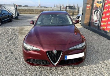 Alfa Romeo Giulia II Sedan 2.0 Turbo 200KM 2019 Alfa Romeo Giulia GIULIA 2.0 BENZ 200 KM Salon PL 2019r Warszawa 2.0, zdjęcie 10
