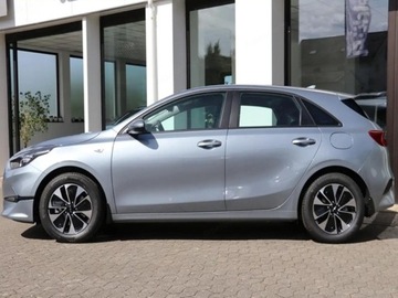 Kia Ceed III Hatchback Facelifting  1.5 T-GDI 140KM 2025 KIA Cee'd 1.5 T-GDI Hatchback 140KM 2025, zdjęcie 1