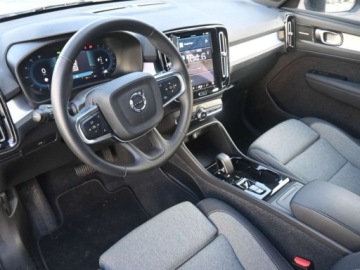 Volvo XC40 Crossover Facelifting 2.0 B3 163KM 2026 VOLVO XC40 B3 Plus Dark Suv 2.0 (163KM) 2026, zdjęcie 10