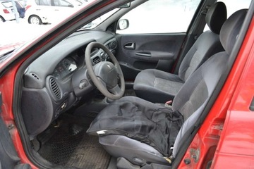 Renault Megane I Hatchback 1.6 i 16V 107KM 2002 Renault Megane BEMOWO 2002 rok produkcji, 1.6 Benzyna KOMIS TYSIAK, zdjęcie 4