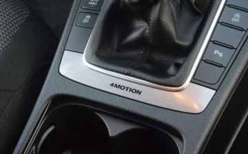 Volkswagen Passat B7 Variant 2.0 TDI CR DPF BlueMotion 140KM 2014 Volkswagen Passat 2.0TDI 4x4 Navi 2 KPL KOL Oryginal lakier Grzane FoteleS, zdjęcie 34