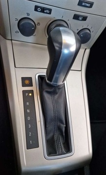 Opel Astra H Cabrio 1.8 ECOTEC 140KM 2008 Opel Astra GTC 1.8 16V 140KM Automat Tempomat 1.8 Benzyna 140KM, zdjęcie 17