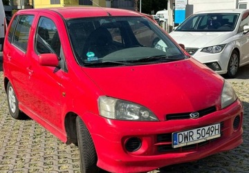 Daihatsu YRV 1.3 i 16V 87KM 2001 Daihatsu YRV Okazja 2001 1.3 benzyna 1.3 Benzyna 87KM, zdjęcie 2