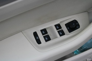 Volkswagen Passat B8 Variant 2.0 TDI BlueMotion SCR 150KM 2017 Volkswagen Passat Salon Polska I właściciel, zdjęcie 16