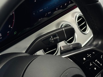 Mercedes Klasa E W213 Limuzyna Facelifting 2.0 E220d 194KM 2021 Mercedes-Benz E 220 4-Matic AMG/Avantgarde / 1 wła, zdjęcie 7