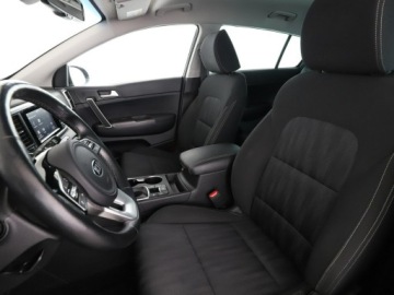 Kia Sportage IV SUV Facelifting 1.6 T-GDI 177KM 2019 Kia Sportage automat 177KM navi kamera grzane, zdjęcie 12