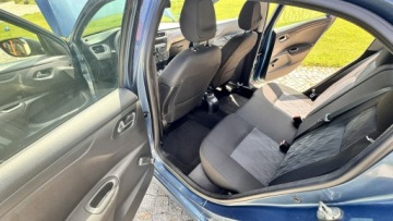 Citroen C-Elysee II Sedan 1.2 PureTech 82KM 2016 Citroen C-Elysée 1.2 Benz. 82KM z Niemiec, zdjęcie 16