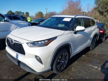 Toyota Highlander III 2020 Toyota Highlander 2020r., XLE, od ubezpieczalni 2.5 Benzyna 203KM, zdjęcie 2