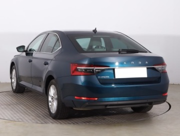 Skoda Superb III Liftback Facelifting 2.0 TDI SCR 200KM 2020 Skoda Superb 2.0 TDI, Salon Polska, Serwis ASO, zdjęcie 3
