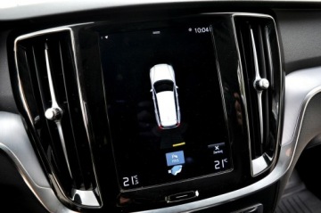 Volvo V60 II  Kombi 2.0 D3 150KM 2020 Volvo V60 2.0 D3 150KM Navi Led Climatronic Pdc, zdjęcie 21