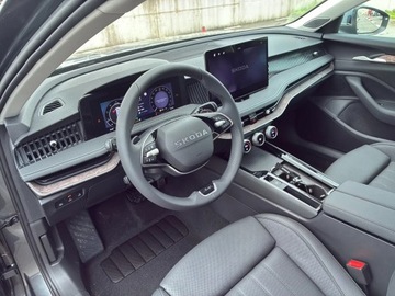 Skoda Superb IV Liftback 2.0 TSI 204KM 2025 Skoda Superb L&amp;K 2.0 TSI 204 KM DSG, zdjęcie 4