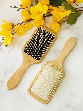 DREWNIANA SZCZOTKA DO WŁOSÓW NATURALNA DUŻA