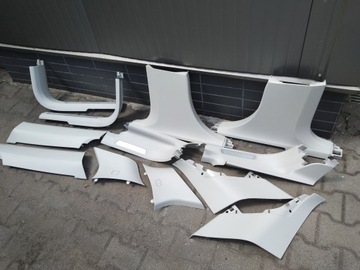 VOLVO XC90 II 14-19R Накладка на заднюю стойку БЕЖЕВЫЙ