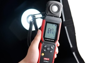 Измеритель силы света UT381A Люксметр Uni-T