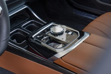 BMW Seria 7 G70 Sedan 3.0 40d 299KM 2026 BMW 740 xDrive Limuzyna - DEMO - Koła zimowe w, zdjęcie 15