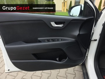 Kia Stonic I Crossover Facelifting 1.2 DPI 84KM 2020 Kia Stonic 1.2 84KM 5MT M+SMART+AEB vat marża tempomat grzane fotele Salon, zdjęcie 9