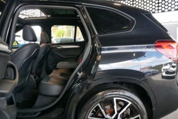 BMW X1 F48 2020 BMW X1 xDrive 28i 245KM Panorama Skory Pamieci Kamera LED Navi 2.0 245KM, zdjęcie 9