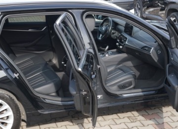 BMW Seria 5 G30-G31 Touring Plug-In 2.0 530e 292KM 2022 BMW 530e 292ps Luxury HUD Lasery 360° ACC 4xKlima Skóra HiFi Blis Keyles 18, zdjęcie 20