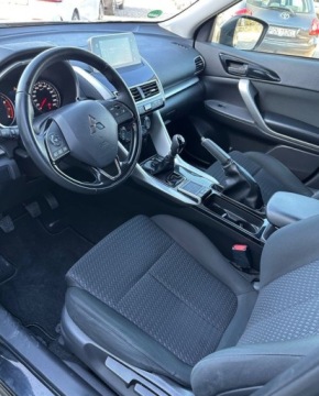 Mitsubishi Eclipse Cross SUV 1.5 T 163KM 2020 Mitsubishi Eclipse Cross Zarejestrowany,Kamera,Grzane Fotele 1.5 Benzyna, zdjęcie 5