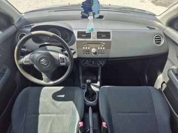 Suzuki Swift IV Hatchback 5d 1.3 92KM 2005 Suzuki Swift SUZUKI SWIFT 2005 1.3 Zarejestrowany bez wkladu 2 klucze nowe, zdjęcie 6