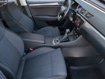 Skoda Superb III Kombi Facelifting 2.0 TSI 190KM 2020 Skoda Superb 2.0 TSI, Salon Polska, 1. Właściciel, zdjęcie 8