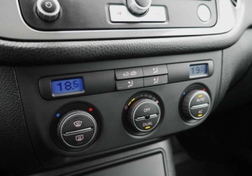 Volkswagen Tiguan I SUV 2.0 TSI 170KM 2009 Volkswagen Tiguan 2.0 TSI 170HP Automat DSG 4motion 4x4 Klimatronic 2.0, zdjęcie 16