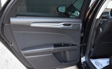 Ford Mondeo V Kombi 2.0 TDCi 150KM 2016 Ford Mondeo SW 2.0 TDCI Titanium Edition Navi Alum Pdc 2.0 Diesel 150KM, zdjęcie 30