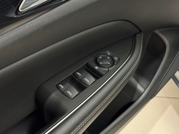 Opel Insignia II Sports Tourer 1.5 Turbo 165KM 2020 Opel Insignia Innovation / 1 właściciel / Salon Po, zdjęcie 18