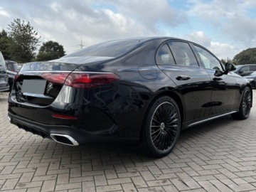 Mercedes Klasa E W214 Sedan 2.0 220d 197KM 2026 E Klasa 220 d 4-Matic AMG 2.0 (197KM) 2026, zdjęcie 2