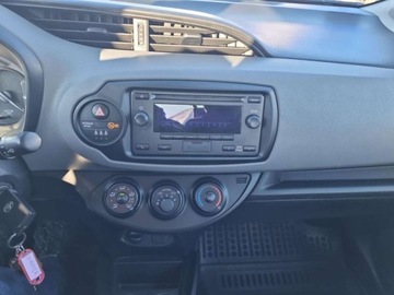 Toyota Yaris III Hatchback 5d Facelifting 2017 1.0 VVT-i 72KM 2020 Toyota Yaris Toyota Yaris 1.0 Active EU6, LPG, polski salon, Benzyna 72KM, zdjęcie 16