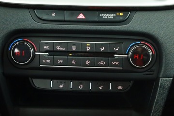 Kia Ceed III Kombi Facelifting 1.5 T-GDI 160KM 2022 Kia Ceed 1.5 T-GDI, Salon Polska, Serwis ASO, zdjęcie 13