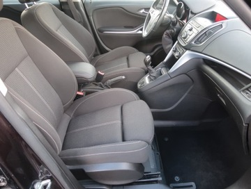 Opel Zafira C Tourer 1.4 Turbo ECOTEC 140KM 2012 Opel Zafira 1.4 Turbo, 7 miejsc, Klima, Tempomat, zdjęcie 8