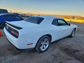 Dodge Challenger III 2023 Dodge Challenger SXT 2023 3.6L 3.6 Benzyna 303KM, zdjęcie 3