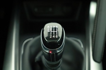 Renault Kadjar Crossover 1.2 Energy TCe 130KM 2016 Renault Kadjar 1.2 TCe, Serwis ASO, Skóra, Navi, zdjęcie 13