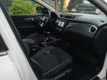 Nissan Qashqai II Crossover Facelifting 1.3DIG-T 140KM 2019 Nissan Qashqai 1.332 140KM Led Tempomat Nawi, zdjęcie 20