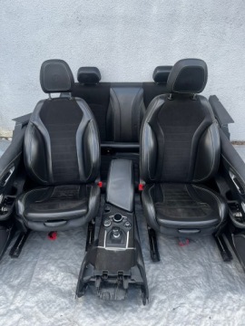 ALFA ROMEO GIULIA QV FOTELE KANAPA BOCZKI SKÓRA KARBON QUADRIFOGLIO